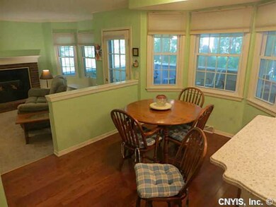 Kitchen Dining Bay windows give expansive feel