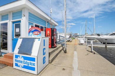 02_143-Anchors-Way_-28_69_Boathouse_Prin