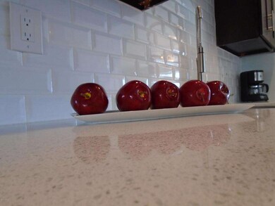White quartz countertop 1