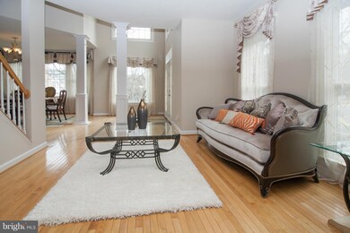 2116 Tysons Executive Ct, Dunn Loring, VA 22027 - photo 2