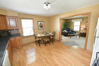 1110 S 11th St, Grand Forks, ND 58201 - photo 7