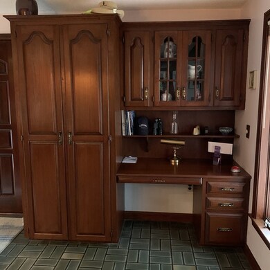 5 Laclede Ave, Chicopee, MA 01020 - photo 6