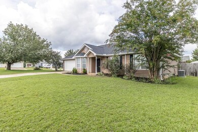 1229 Candlwyck Dr, Warner Robins, GA 31088 - photo 4