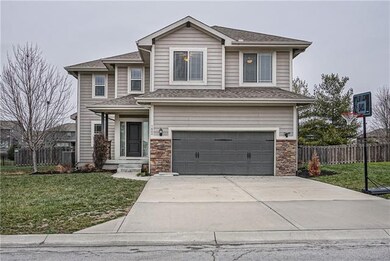 1408 SW Fairfax Rd, Lee's Summit, MO 64082 - photo 2