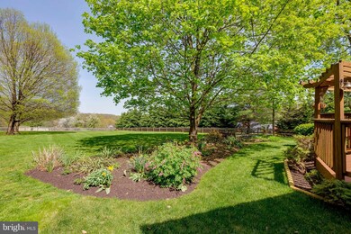 5608 Lasalle Ln, Sykesville, MD 21784 - photo 3