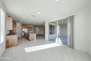 27657 N 71st Ave, Peoria, AZ 85383 - photo 6