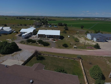 172 Rock Ridge Dr, Torrington, WY 82240 - photo 3