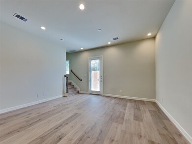 5710 Paul Quinn St, Houston, TX 77091 - photo 3
