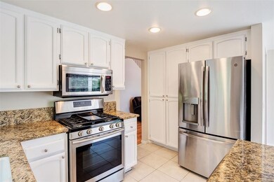 Lots of cabinet storage, stainless steel appliance
