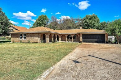 1906 Tulane Ave, Gainesville, TX 76240 - photo 3