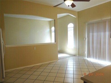 14200 Desert Sage Dr, Horizon City, TX 79928 - photo 7