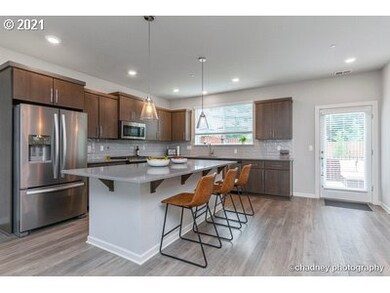 16796 SE Fox Glen Ct, Clackamas, OR 97015 - photo 3