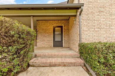 305 Glen Rose Ave, Cleburne, TX 76033 - photo 4