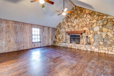 12608 Berkley Rd, Moss Point, MS 39562 - photo 3