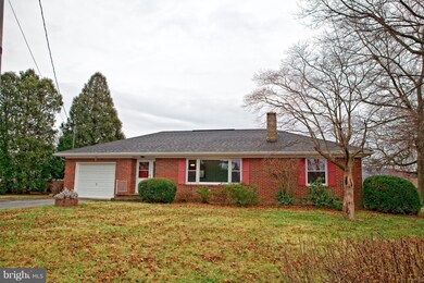 21920 Holiday Dr, Smithsburg, MD 21783 - photo 3