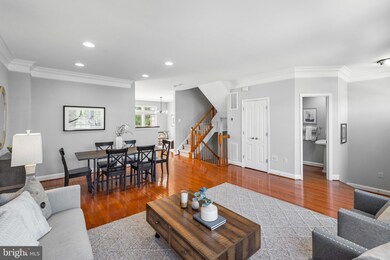 4092 Walnut Cove Cir, Fairfax, VA 22033 - photo 6