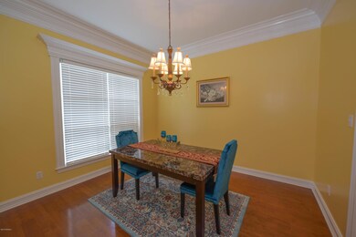 Formal Dining
