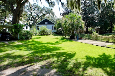 807 11th St, Port Royal, SC 29935 - photo 6