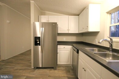 5152 Harlem River Dr, Ruther Glen, VA 22546 - photo 4