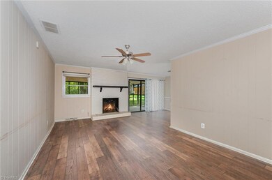 2404 Shelia Dr, Greensboro, NC 27406 - photo 5