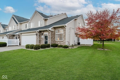 8292 Enclave Blvd, Fishers, IN 46038 - photo 2