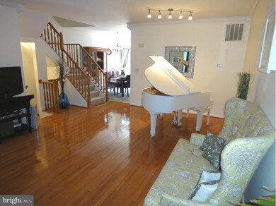 21610 Bankbarn Terrace, Broadlands, VA 20148 - photo 5