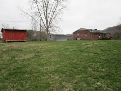 178 Parrott Ln, Rutledge, TN 37861 - photo 5