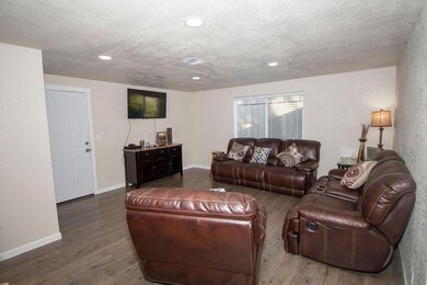 1425 Pleasant St, Medford, OR 97504 - photo 7