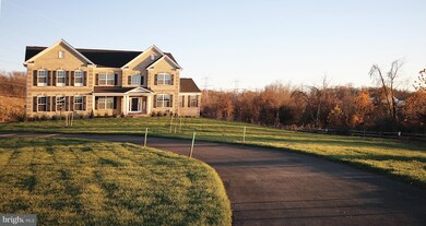 13109 Hunters Ridge Ln, Bowie, MD 20721 - photo 2