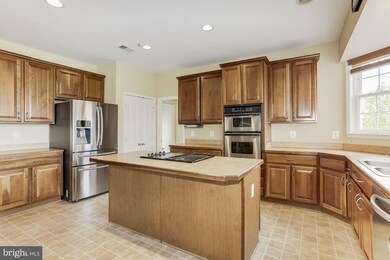 7607 Finglas Ct, Laurel, MD 20707 - photo 6