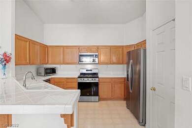 Check out the grout on Counter Top.... Mrs. Clean.