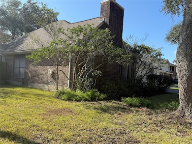 15518 Heritage Country Ct, Friendswood, TX 77546 - photo 6