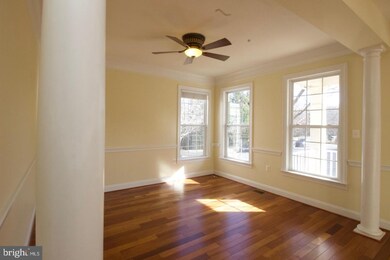 9780 Maple Trace Cir, Fairfax, VA 22032 - photo 3