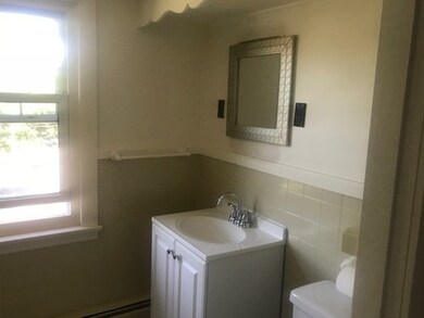 31 Union Ct unit 2, Lynn, MA 01902 - photo 3