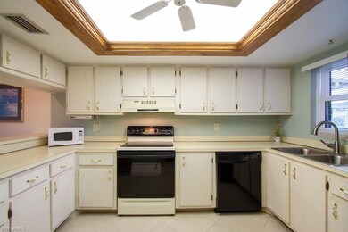 5500 Rattlesnake Hammock Rd unit J204, Naples, FL 34113 - photo 6