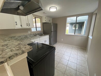 26620 Orchid Ct, Huntsville, TX 77340 - photo 7