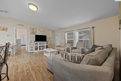 2105 N Steptoe St unit 119, Kennewick, WA 99336 - photo 6