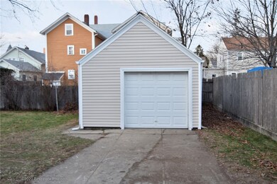 121 Cross St, Central Falls, RI 02863 - photo 2
