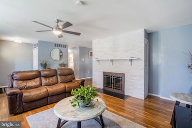 3374 Crumpton S, Laurel, MD 20724 - photo 7