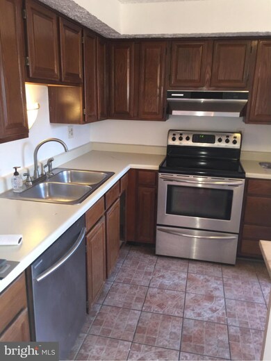 9208 Redbridge Ct, Laurel, MD 20723 - photo 6