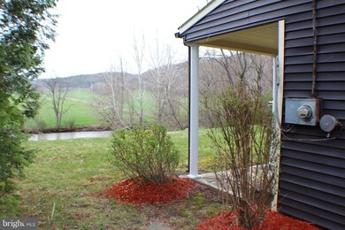 498 Pierpont St, Petersburg, WV 26847 - photo 2