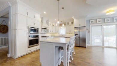 21 Chickadee Ln, South Kingstown, RI 02879 - photo 4