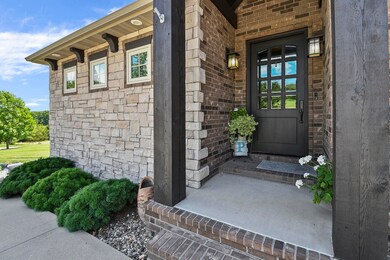 932 S Caliburn Dr, Nixa, MO 65714 - photo 4