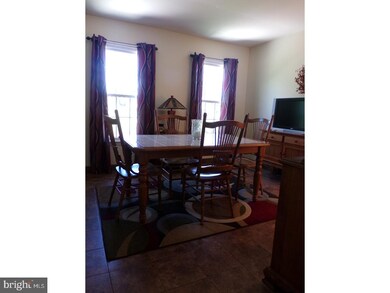 1012 Rill Rd, Reading, PA 19606 - photo 6