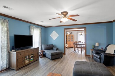 923 Meadow Ln, Harrodsburg, KY 40330 - photo 4