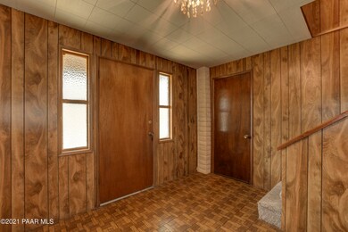 004_Foyer