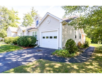 27 Meditation Ln unit 27, Lancaster, MA 01523 - photo 2