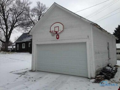 404 E North St, West Unity, OH 43570 - photo 3