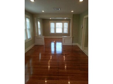 54 Spicer St, Providence, RI 02905 - photo 4