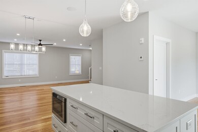 7 Elise Ave, Londonderry, NH 03053 - photo 5